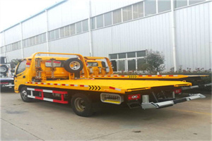 九棵树附近拖车救援搭电